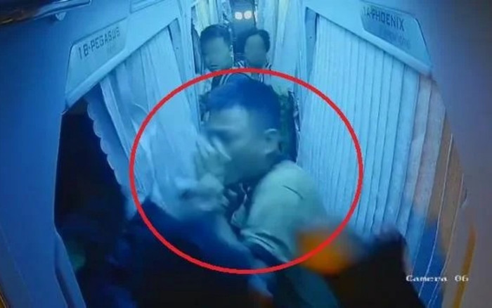 Vụ cô gái đòi đi vệ sinh khi xe đang trên cao tốc: Xuất hiện hàng loạt tài khoản facebook giả mạo cô gái Ảnh 2