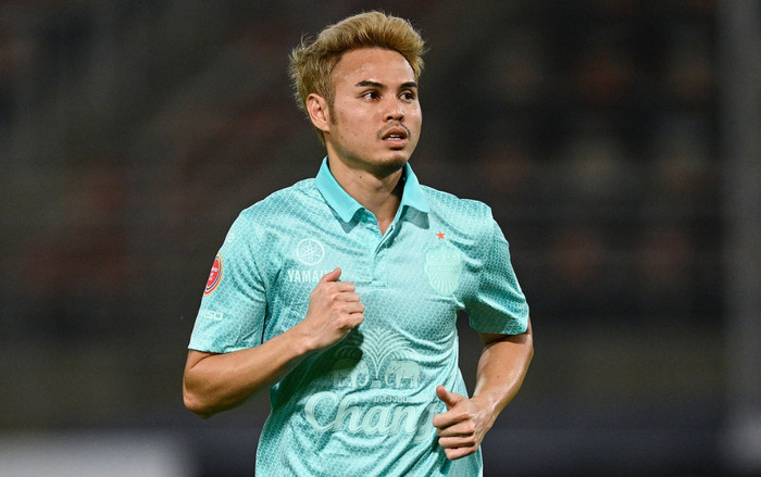 Theerathon sang V.League với mức lương 1,3 tỷ/tháng? Ảnh 2