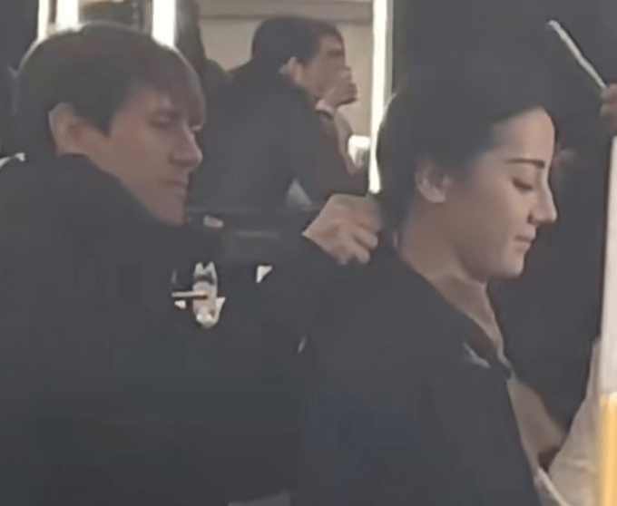 Địch Lệ Nhiệt Ba lộ rõ dấu hiệu tăng cân