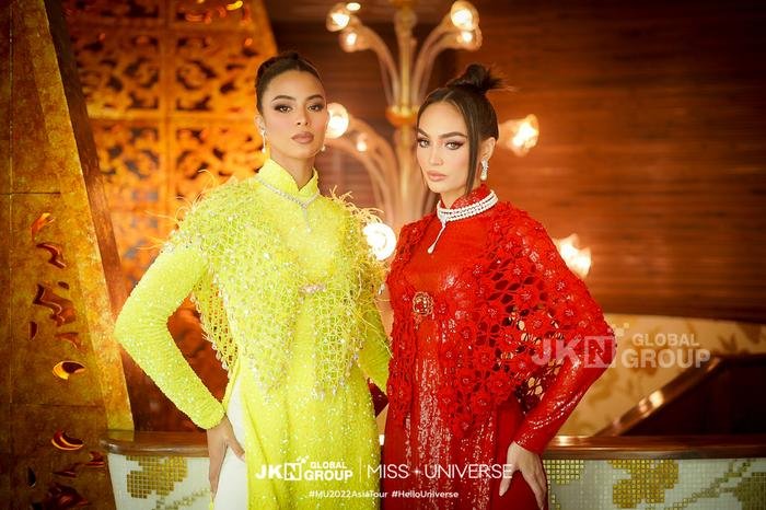 'Học đòi' pose dáng Lotus Walk, thần thái đương kim Miss Universe có hơn Ngọc Châu? Ảnh 4