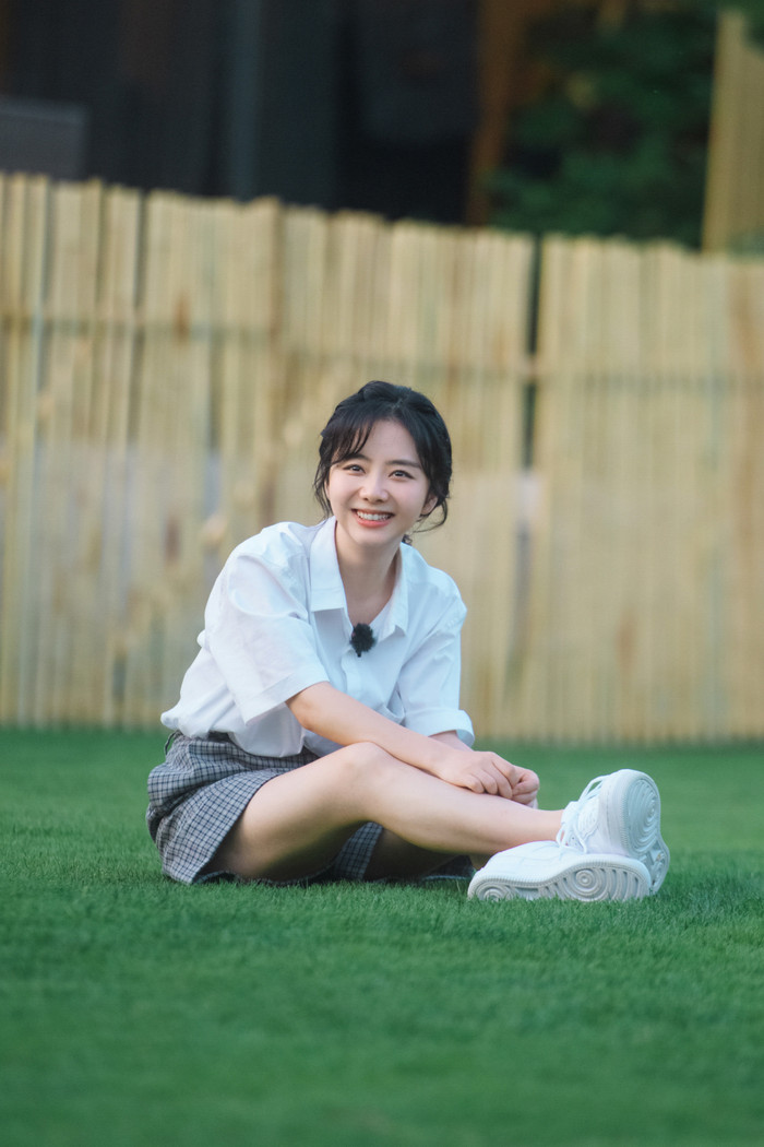 Hoá ra Đàm Tùng Vận không muốn hẹn hò với người cùng ngành là vì lý do này? Ảnh 1