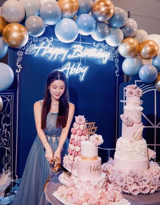 Được biết Abby Choi và chồng cũ ly hôn vì tính cách không hòa hợp