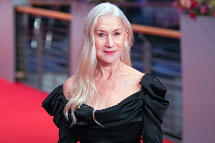 Nữ diễn viên Helen Mirren đã có nhiều năm diễn xuất ở nhiều vai diễn, thể loại phim khác nhau trong vòng hơn 5 thập kỷ