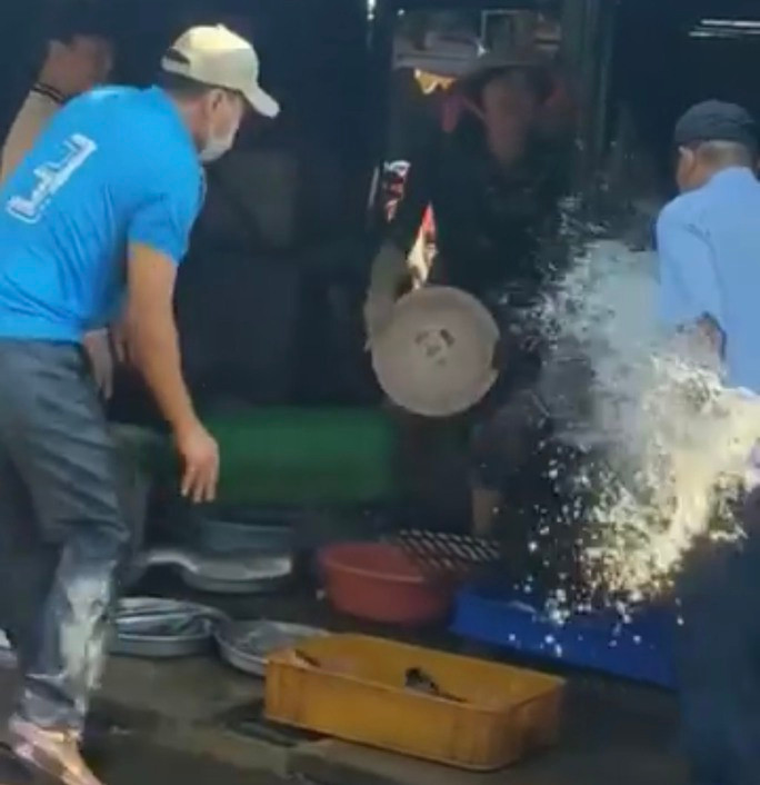 Ảnh cắt từ clip 