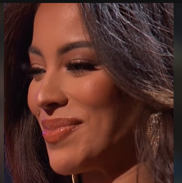 Góc quay của Miss Universe được so sánh với lễ trao giải Oscar đình đám.