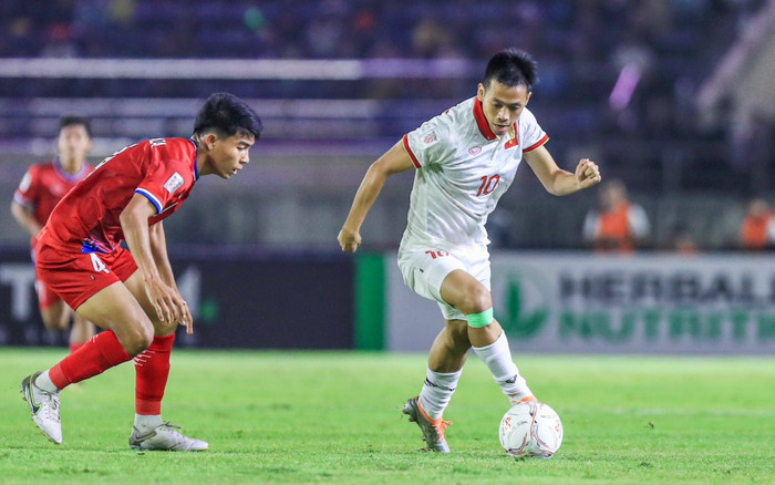 Cầu thủ dự bị ở ĐTQG giành QBV chưa từng xảy ra trên thế giới? Ảnh 2