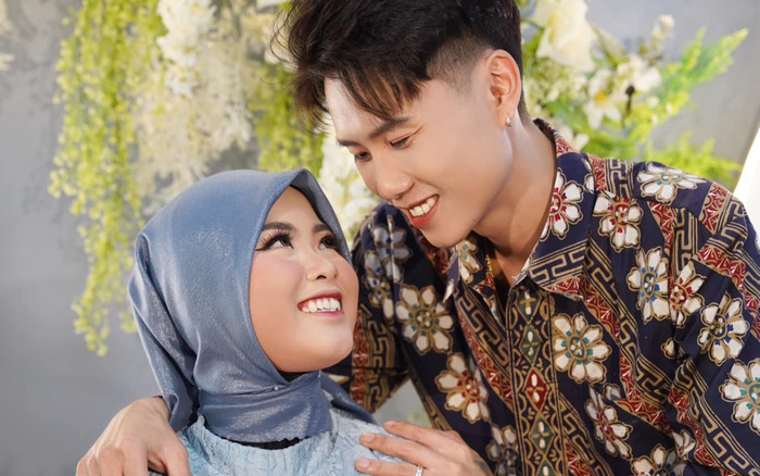 Hot TikToker Việt vượt 5.000 km, chấp nhận cắt bỏ phần da quanh 'cậu nhỏ' để cưới vợ Ảnh 2