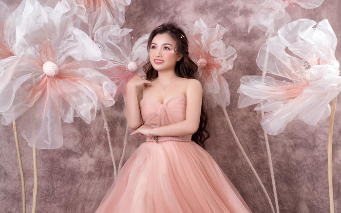 Quỳnh Trần JP khoe cận cảnh nhan sắc hậu phẫu thuật thẩm mỹ kèm lời 'thả thính' ngọt ngào Ảnh 2