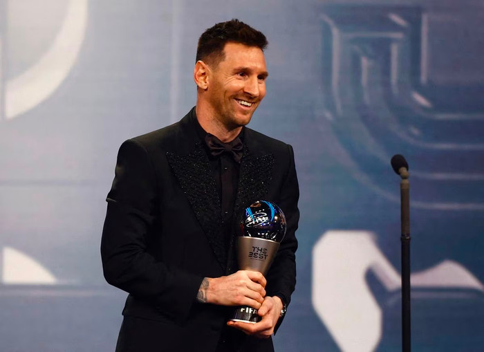 Từ chuyện Messi giành The Best: QBV Việt Nam cần công khai phiếu và thay đổi tiêu chí? Ảnh 1