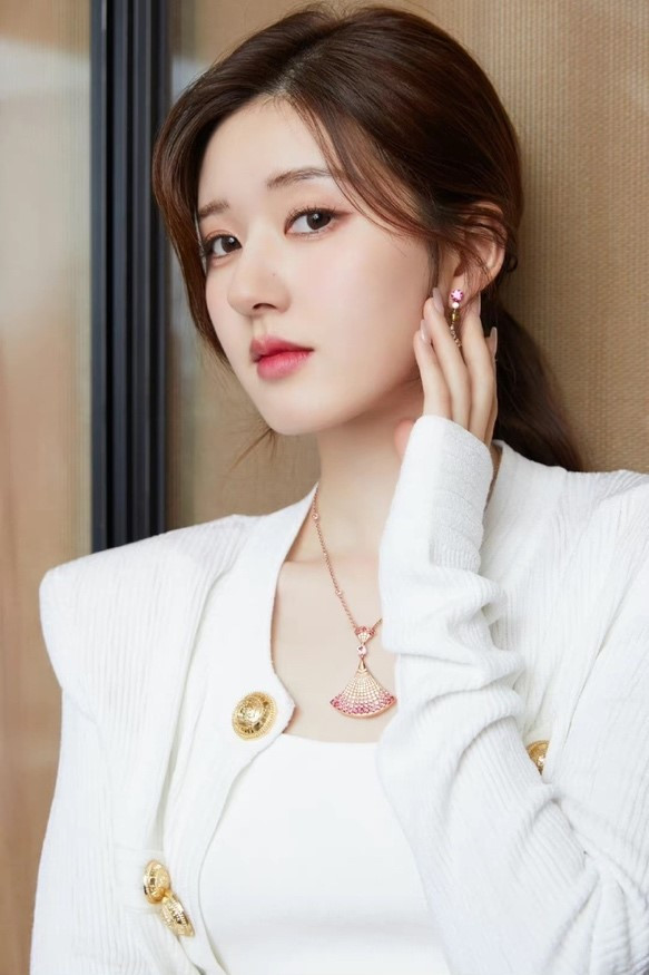 Phía Triệu Lộ Tư hiện vẫn chưa đưa ra phản hồi.