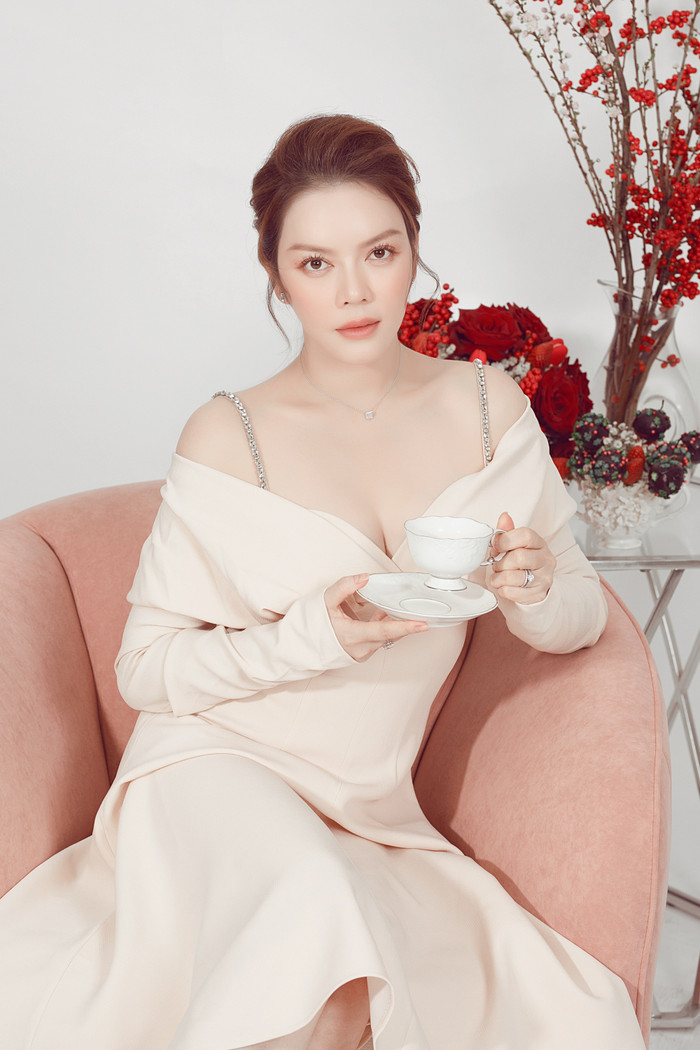 Lý Nhã Kỳ sở hữu nhan sắc 'đỉnh của chóp' ở độ tuổi U50.