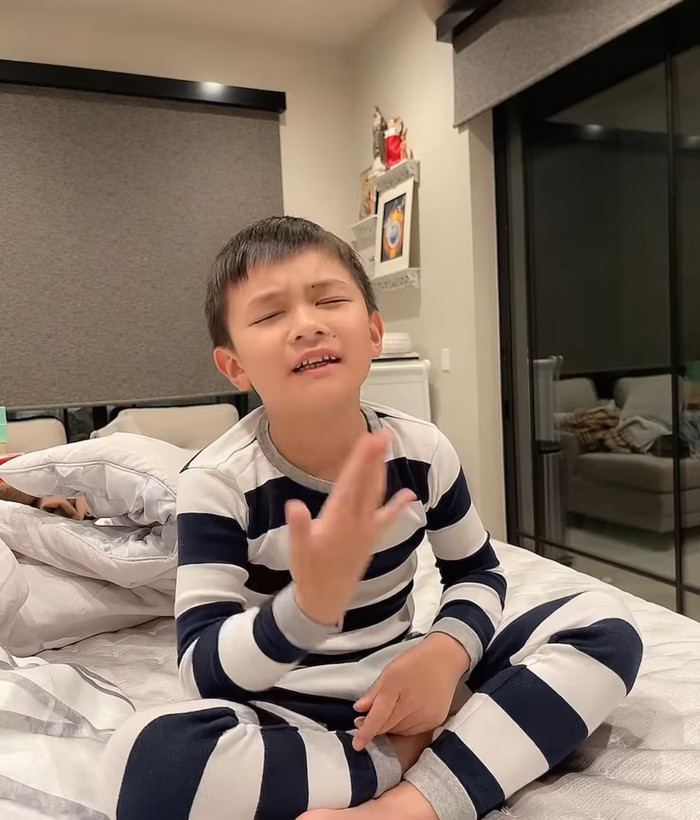 Thiên Từ gửi lời cảm ơn tới mọi người đã chúc mừng sinh nhật bé.