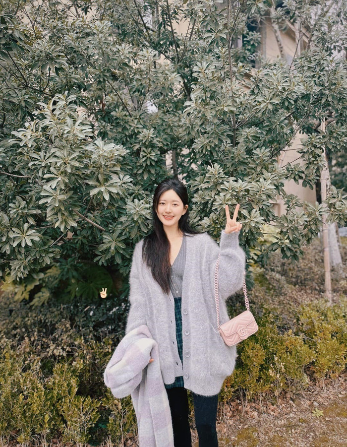 Triệu Lộ Tư bị phốt khi có thái độ thiếu chuẩn mực với nhân viên.