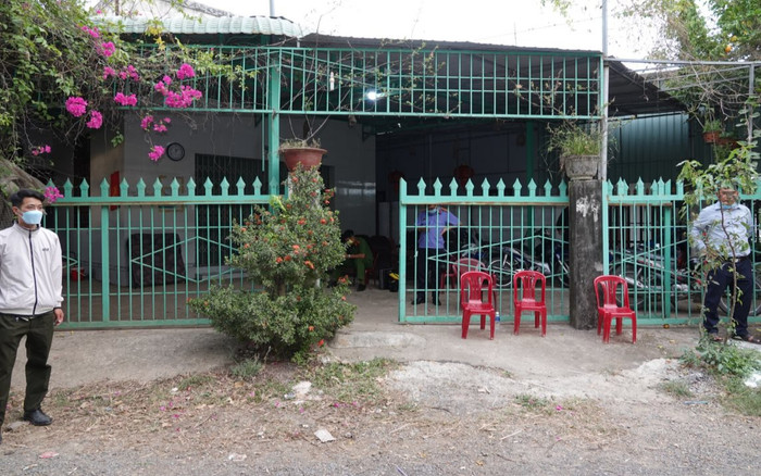 Cãi nhau với vợ rồi rời nhà đi làm, lúc trở về chồng phát hiện vợ đã 'lạnh ngắt' trong phòng ngủ Ảnh 2