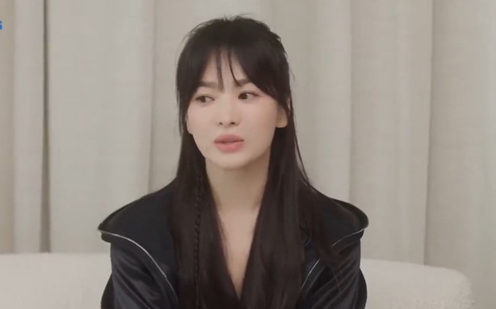 Song Hye Kyo đích thân thông báo có tin vui sau đồn đoán có bầu, nhưng vẫn nhất quyết che bụng? Ảnh 2