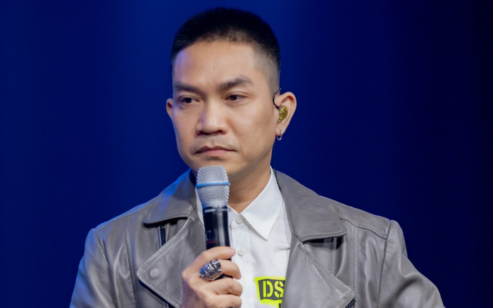 Chủ nhân hit 'Vì sao thế' tiết lộ chuyện bị 'cướp' bản quyền, tuyên bố sẽ gặp một số người ở tòa Ảnh 2