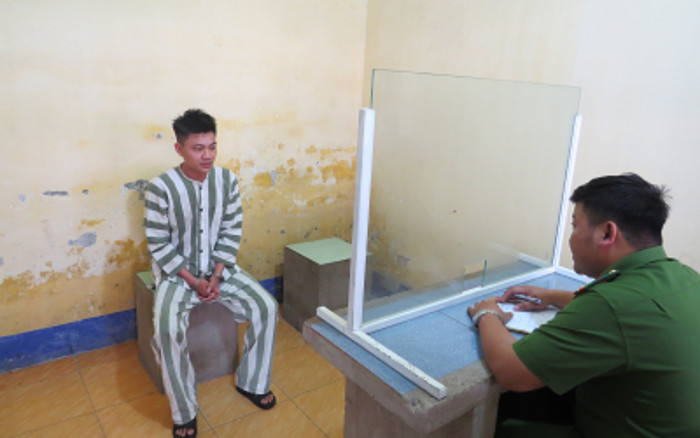 Thanh niên ở Trà Vinh đưa bạn gái vào nhà nghỉ 'tâm sự', nhân lúc bạn gái ngủ say đã lén làm điều xấu xa Ảnh 2