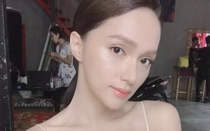 Hương Giang tự tin khoe mặt mộc trên sóng livestream, nhan sắc hậu chia tay Matt Liu ngày càng thăng hạng Ảnh 2