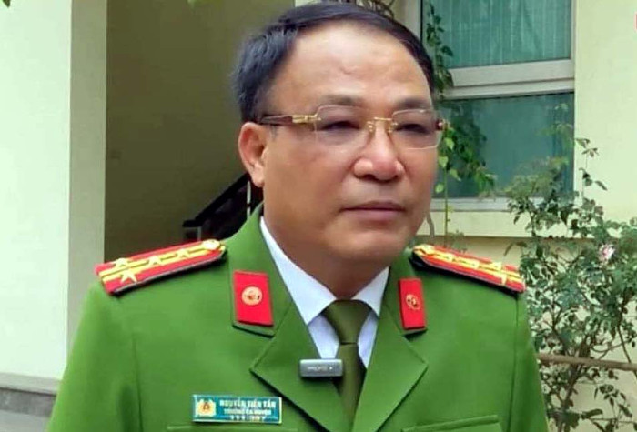 Đại tá Nguyễn Tiến Tần, Trưởng Công an huyện Thường Tín thông tin bước đầu về vụ án. Ảnh: Báo CAND