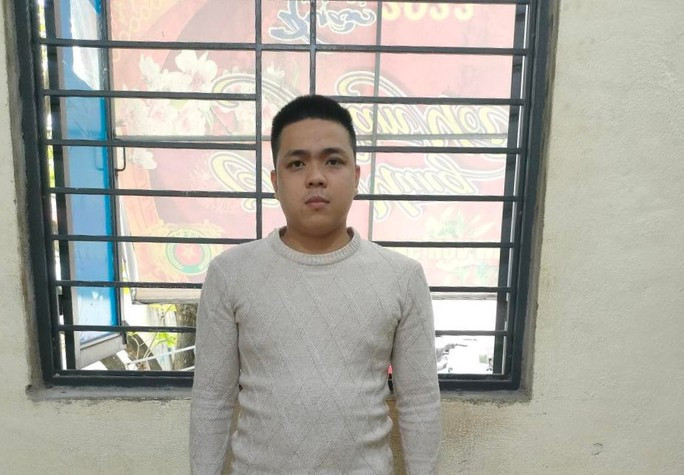 Đối tượng Hiếu đã ra cơ quan công an đầu thú. (Ảnh: Người Lao Động)