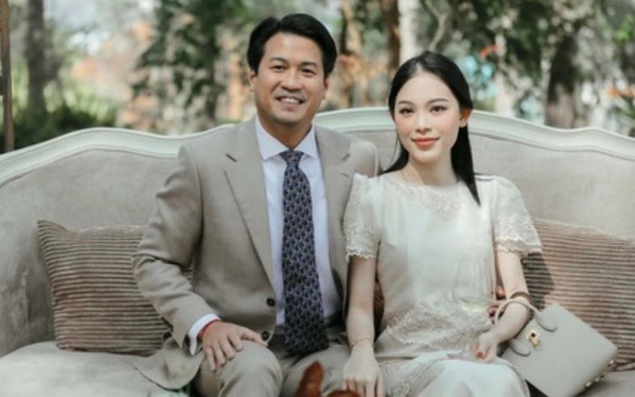 Linh Rin khoe thiệp cưới, hé lộ ngày cưới đang đến gần Ảnh 2