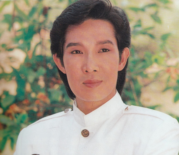 Cố NSƯT Vũ Linh thời trẻ: Là gương mặt tài sắc, sánh đôi với nhiều 'cô đào' nổi tiếng Ảnh 4