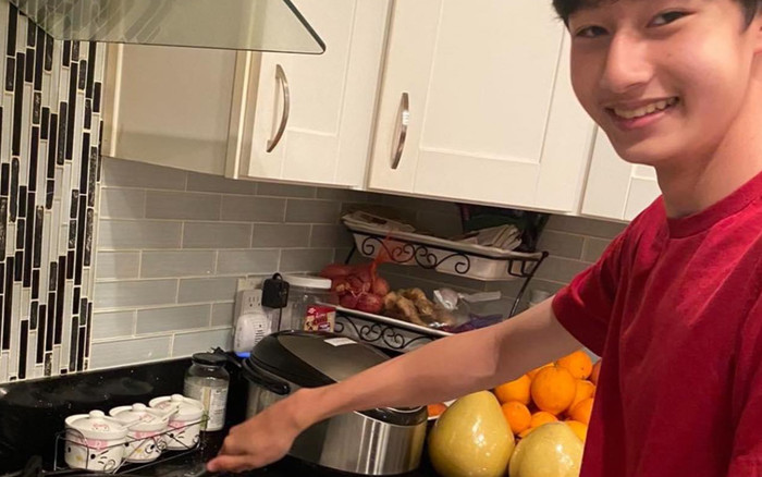 Không chỉ học giỏi, con trai Jennifer Phạm có tài 'Masterchef' thượng thừa Ảnh 2