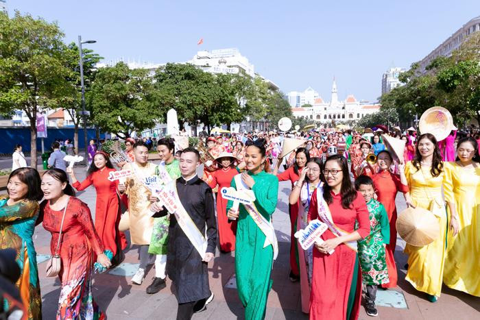 Hoa hậu H'Hen Niê trở thành Đại sứ Lễ Hội Áo Dài, lan toả tình yêu dành cho áo dài truyền thống Ảnh 3