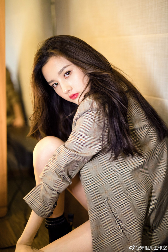 Rất nhiều cư dân mạng tin Tống Tổ Nhi trong tương lai gần sẽ soán ngôi Triệu Lộ Tư, Ngu Thư Hân. 