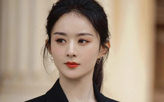 Lộ bằng chứng Triệu Lệ Dĩnh đã hết thời Ảnh 2