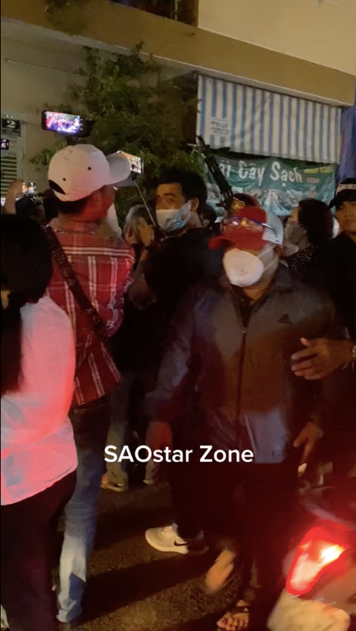 Nghệ sĩ Hiếu Hiền bị một số khán giả 'body shaming' khi xuất hiện tại lễ tang của cố NSƯT Vũ Linh. 