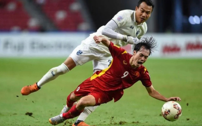 Nỗi khổ của các đội tuyển Việt Nam: Luôn bị bất lợi vì trọng tài! Ảnh 2