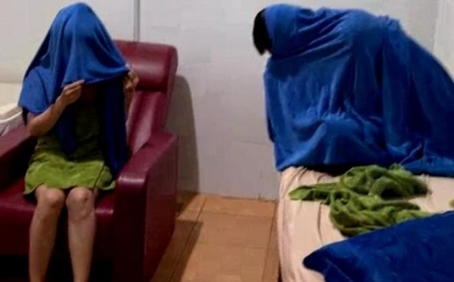 Ập vào quán Massage, công an bắt quả tang 7 cô gái đang bán dâm, kích dục phục vụ khách Ảnh 2
