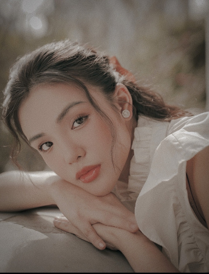 Yeye Nhật Hạ lần đầu công khai con gái 5 tuổi, tiết lộ từng sợ không đóng phim được nữa vì quá béo Ảnh 4