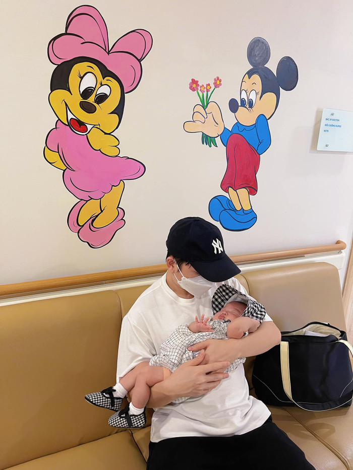 Phan Mạnh Quỳnh luôn hết mực yêu thương, chăm sóc vợ và con đầu lòng