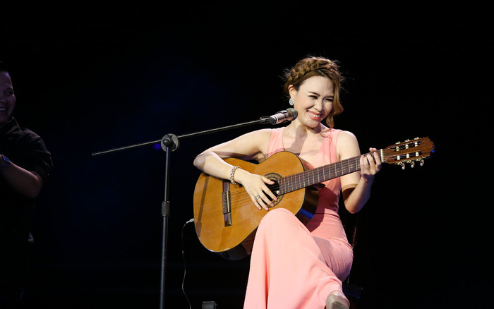 Vẫn là Mỹ Tâm và 'Cây đàn sinh viên': Thế nhưng giao diện lần này... khác lắm! Ảnh 2