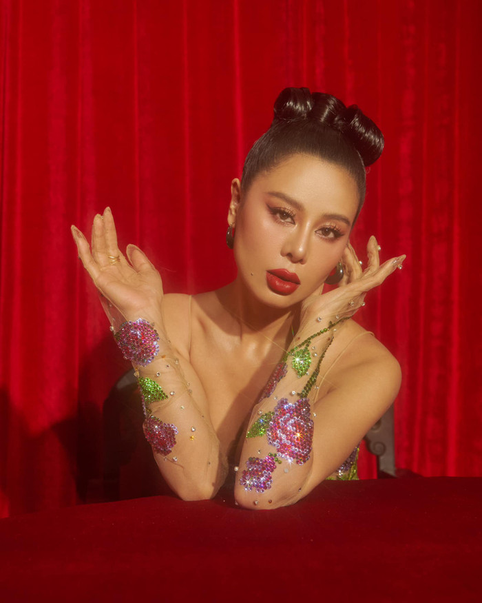 Nam Thư không ngần ngại đáp trả những bình luận khiếm nhã từ anti-fan.