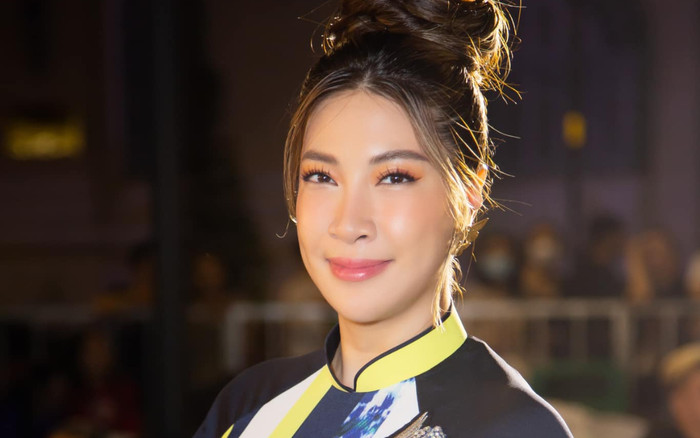 Ca sĩ Pha Lê chính thức ly hôn chồng ngoại quốc sau thời gian đấu tố, khuôn mặt tươi rói khi độc thân Ảnh 2