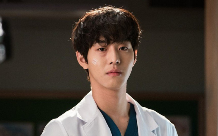 Người Thầy Y Đức 3 của Ahn Hyo Seop - Lee Sung Kyung chốt lịch lên sóng Ảnh 2