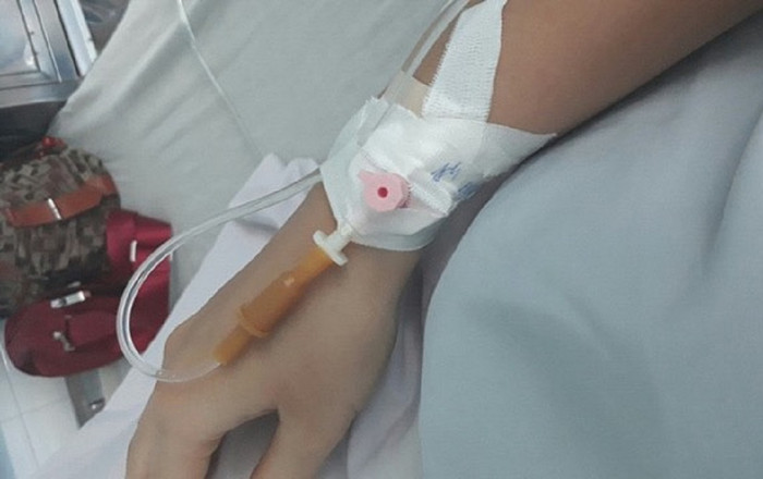 Người đàn ông nhập viện trong tình trạng nguy kịch sau khi tự chữa táo bón bằng loại lá cây này Ảnh 2