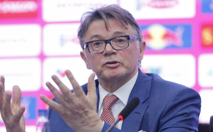 HLV Troussier: 4 tháng chỉ đá 4 trận V.League, phải thay đổi 2 việc lớn vì mục tiêu World Cup Ảnh 2