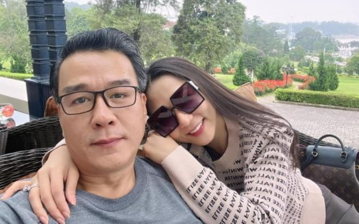 Rộ nghi vấn 'Vua cá Koi' và Hà Thanh Xuân đường ai nấy đi sau chưa đầy 1 năm mặn nồng Ảnh 2