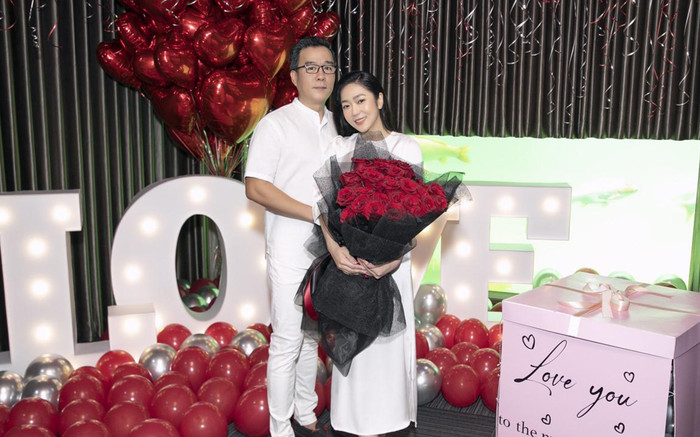 Giữa nghi vấn rạn nứt với 'vua cá Koi', dân mạng soi ra nhiều dòng trạng thái bất ổn của Hà Thanh Xuân Ảnh 2