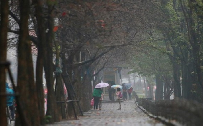 Không khí lạnh tràn về miền Bắc, Hà Nội trời rét thấp nhất 14 độ C Ảnh 2