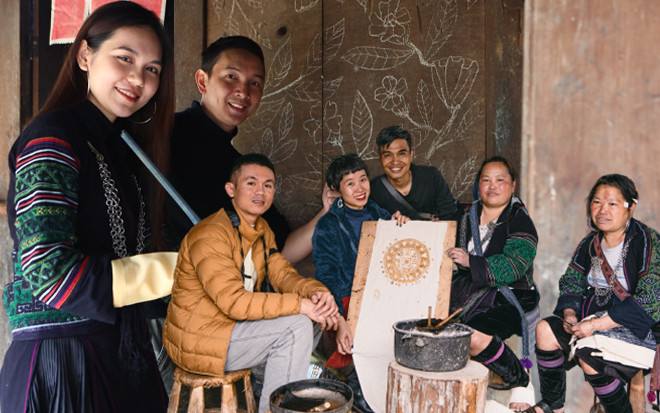 Hoa hậu Kỳ Duyên ghé 'nàng thơ' Lao Chải (Sa Pa): Khi kẻ 'tay mơ' vượt đèo núi, cắp sách theo học nghệ Ảnh 2