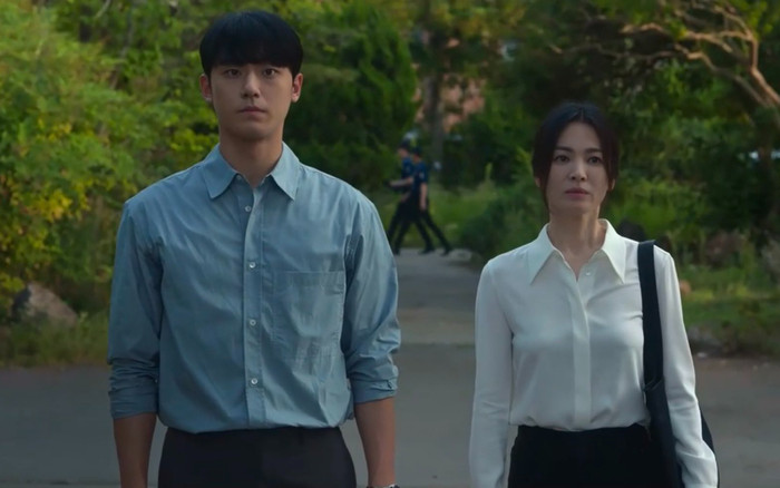 Khán giả đồng loạt đòi nghỉ xem The Glory 2 của Song Hye Kyo Ảnh 2