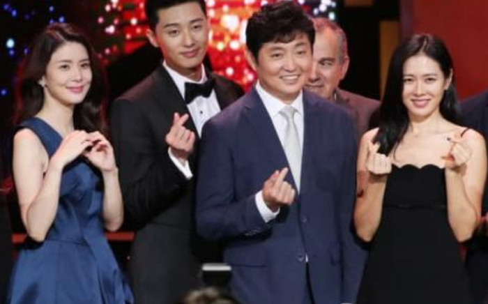 Son Ye Jin liệu có vượt mặt được Hoa hậu Hàn Quốc nức tiếng xinh đẹp này? Ảnh 2