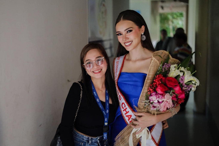 Á hậu 1 Miss Charm 2023 khi trở về Philippines: Khán giả phủ kín cả một sân bóng Ảnh 5