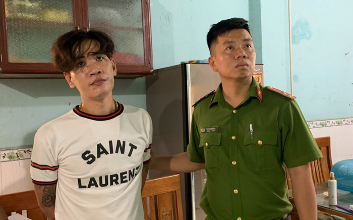 Đằng sau tiệm bán gà và bí mật 'động trời' của đôi vợ chồng trẻ bấy lâu Ảnh 2