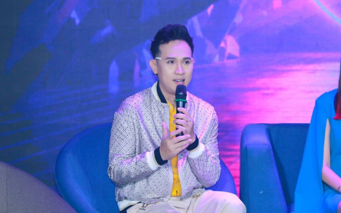 Một sao nam Vbiz bất ngờ chia sẻ 'góc khuất' showbiz, tiết lộ chuyện 'chia phe phái' gây xôn xao Ảnh 2